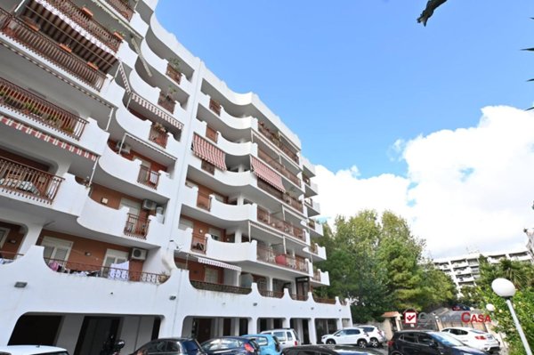 appartamento in vendita a Messina in zona Gazzi