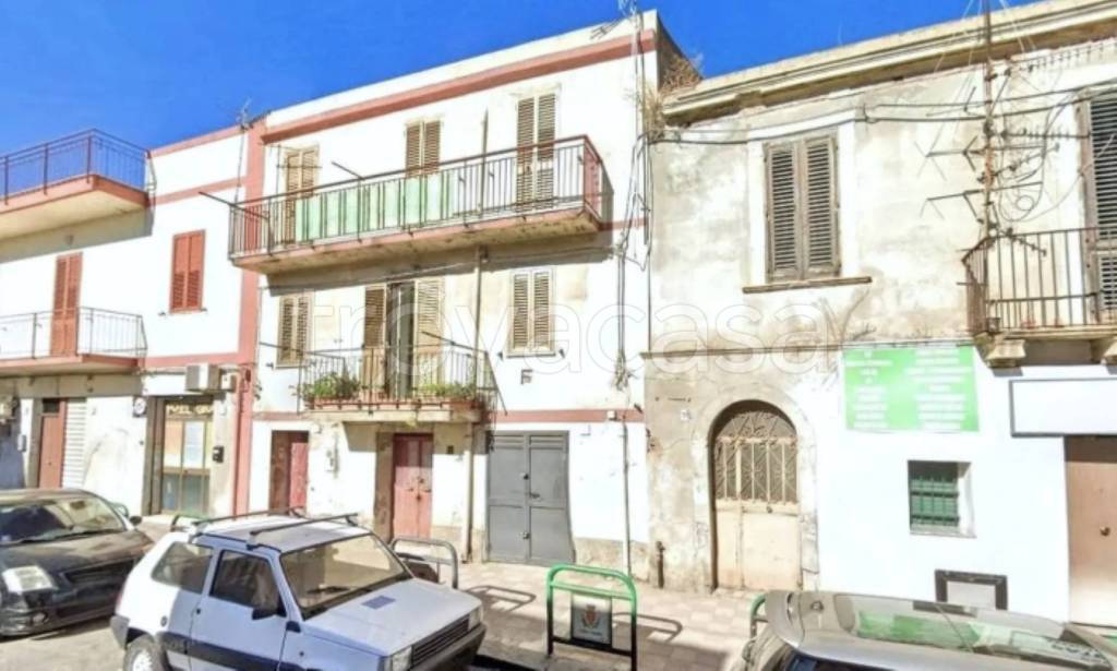 locale commerciale in vendita a Messina in zona Contesse