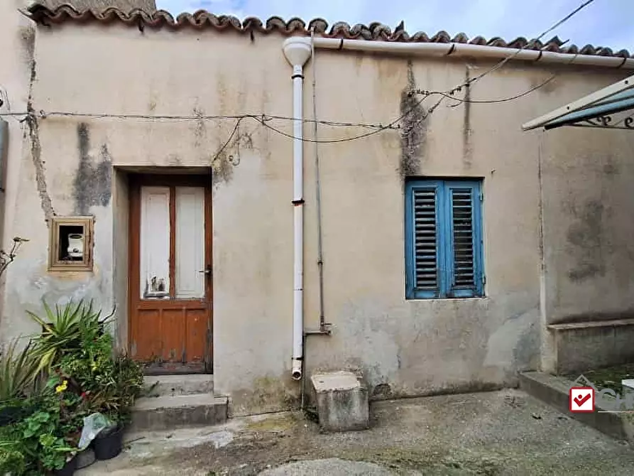 casa semindipendente in vendita a Messina in zona Massa San Giorgio