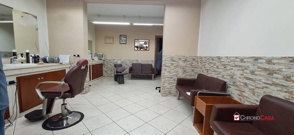 locale commerciale in vendita a Messina