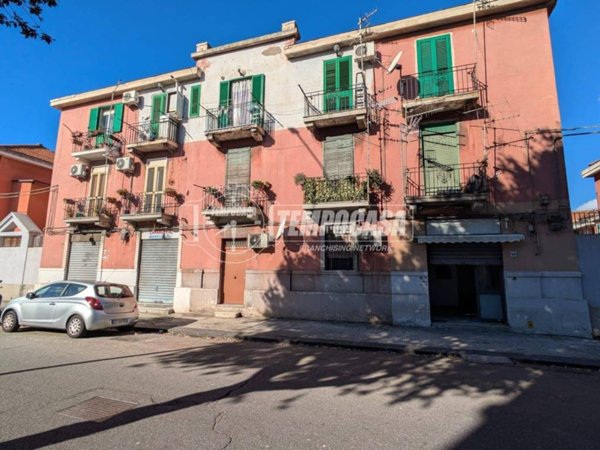 negozio in vendita a Messina