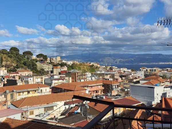 appartamento in vendita a Messina in zona Gazzi