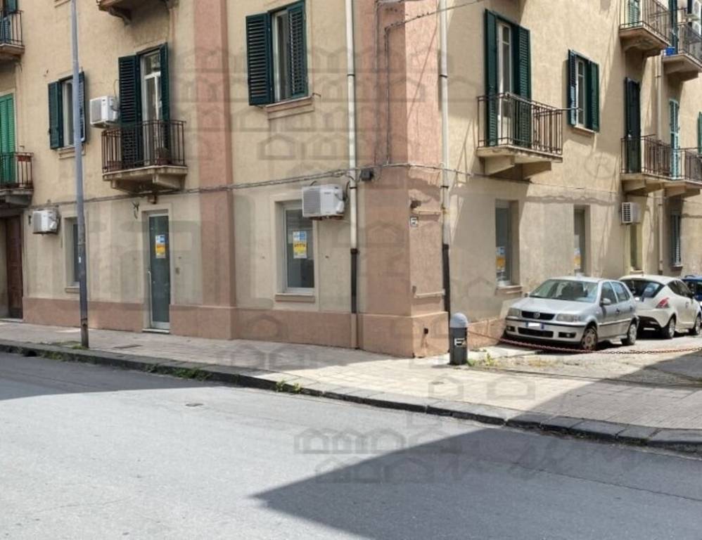 negozio in vendita a Messina in zona Centro Storico