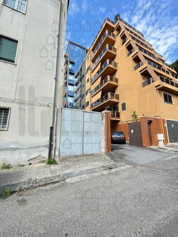 negozio in vendita a Messina in zona Centro Storico