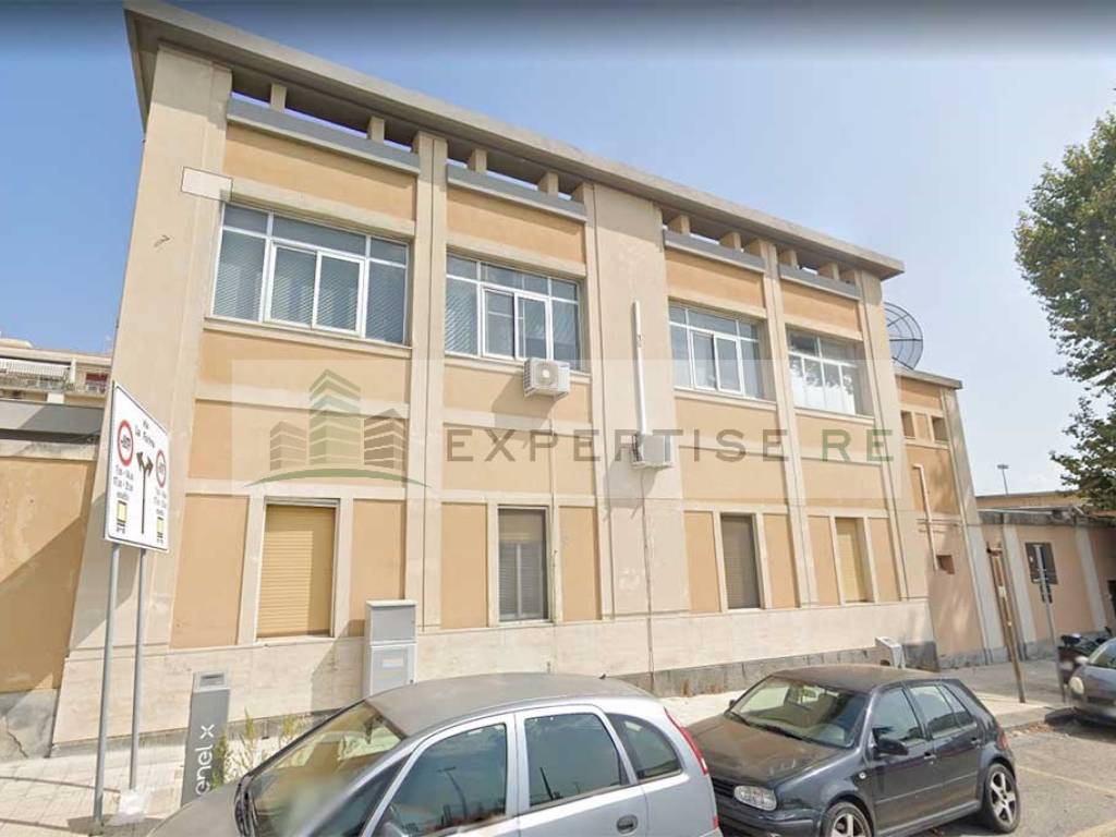 intera palazzina in vendita a Messina in zona Centro Storico