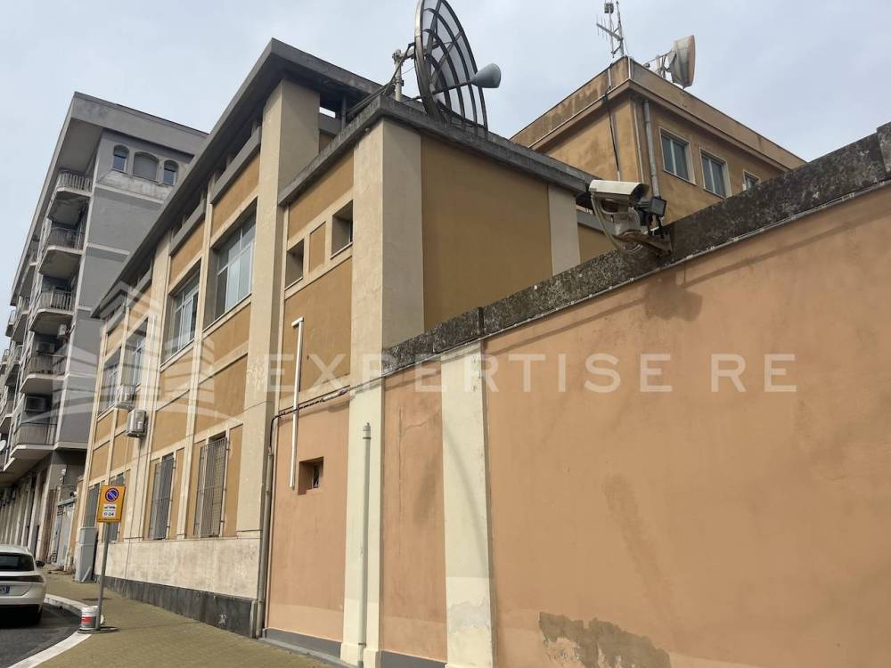 capannone in vendita a Messina in zona Centro Storico