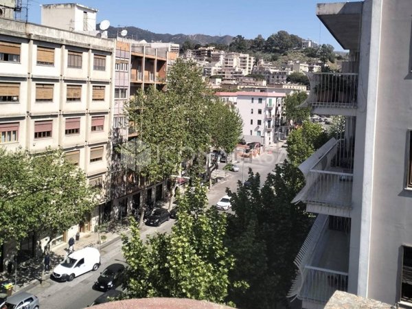 appartamento in vendita a Messina in zona Centro Storico