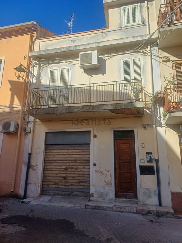 appartamento in vendita a Messina in zona Santa Margherita