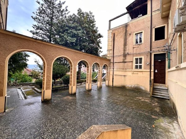 appartamento in vendita a Messina in zona Centro Storico