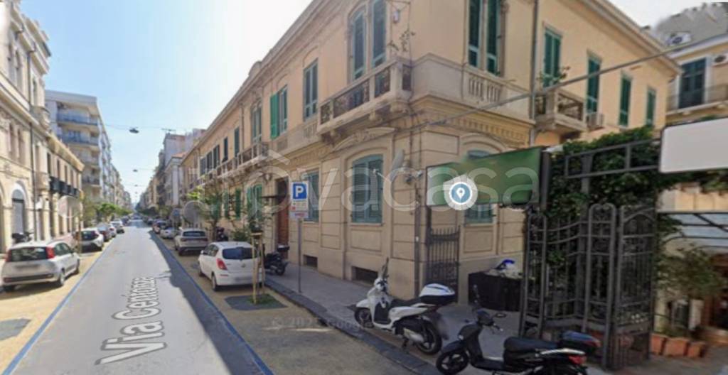 locale commerciale in vendita a Messina