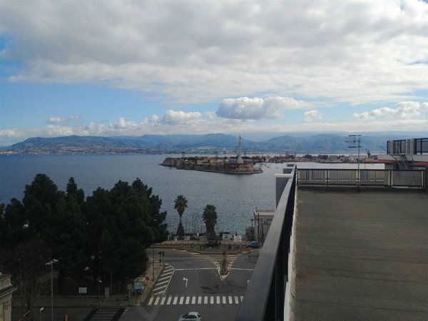appartamento in vendita a Messina in zona Centro Storico