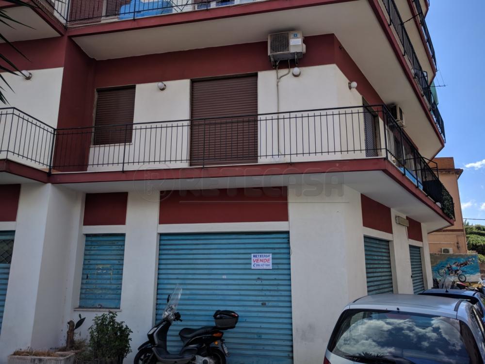 locale di sgombero in vendita a Messina in zona Minissale