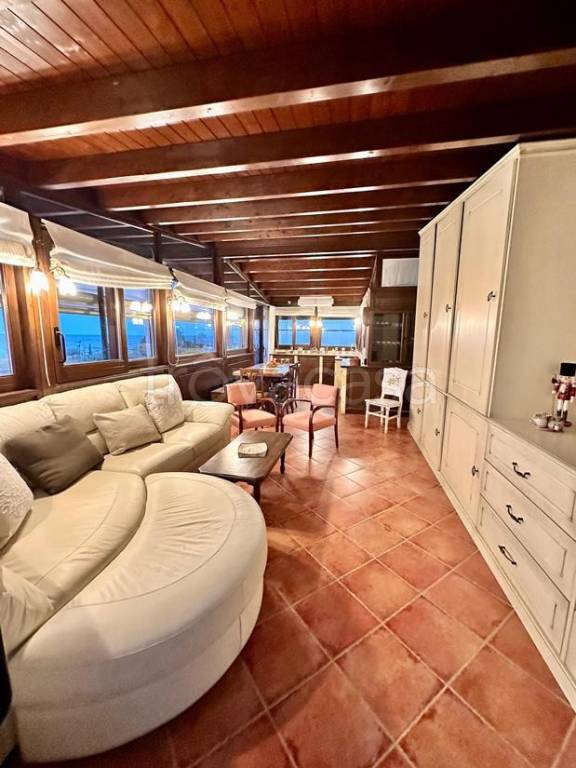 appartamento in vendita a Messina in zona Tremestieri