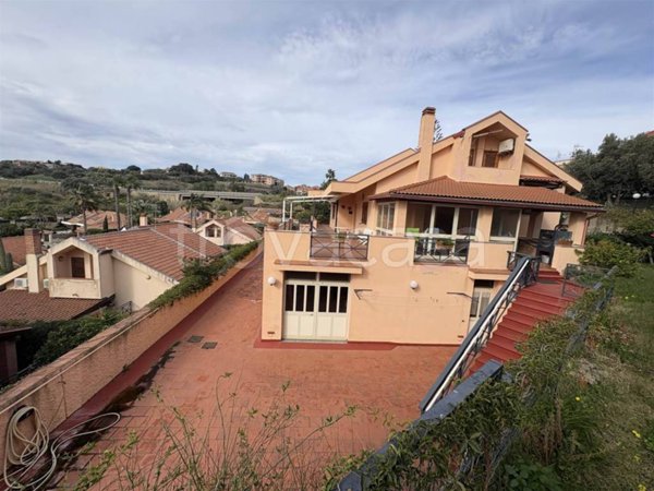 casa indipendente in vendita a Messina in zona Ganzirri