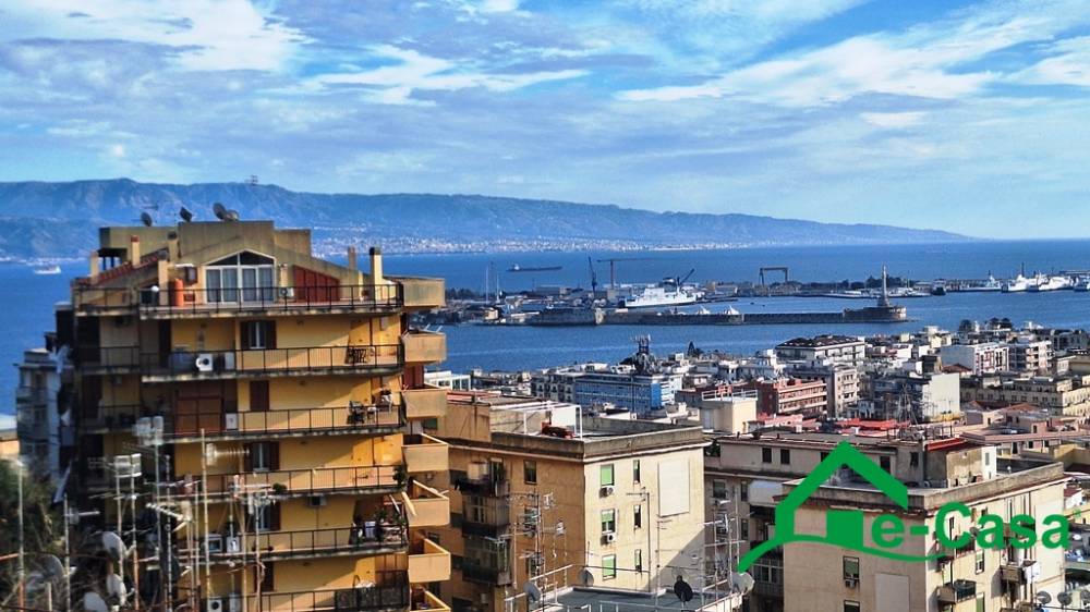 appartamento in vendita a Messina in zona Centro Storico