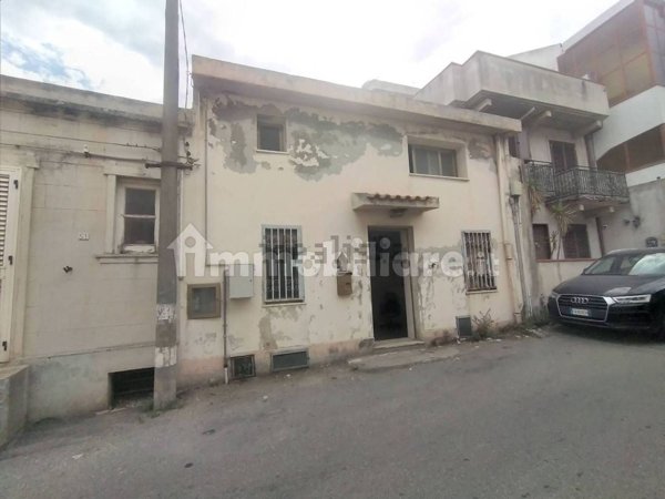 casa indipendente in vendita a Messina in zona Faro Superiore