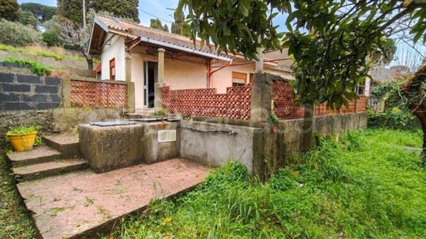 casa indipendente in vendita a Messina in zona Salice