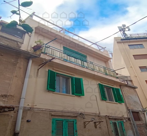 casa indipendente in vendita a Messina in zona Centro Storico