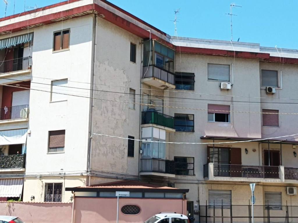 appartamento in vendita a Messina in zona Gazzi