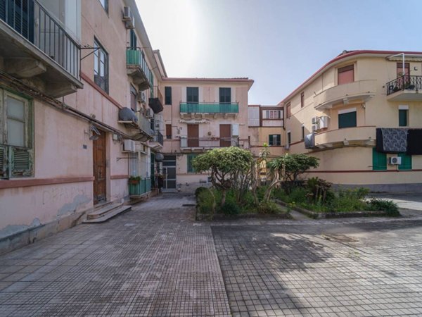 appartamento in vendita a Messina in zona Centro Storico