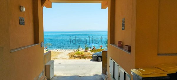 appartamento in vendita a Messina in zona Acqualadroni