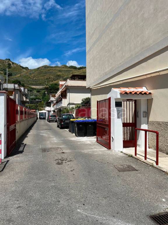 appartamento in vendita a Messina in zona Santa Margherita