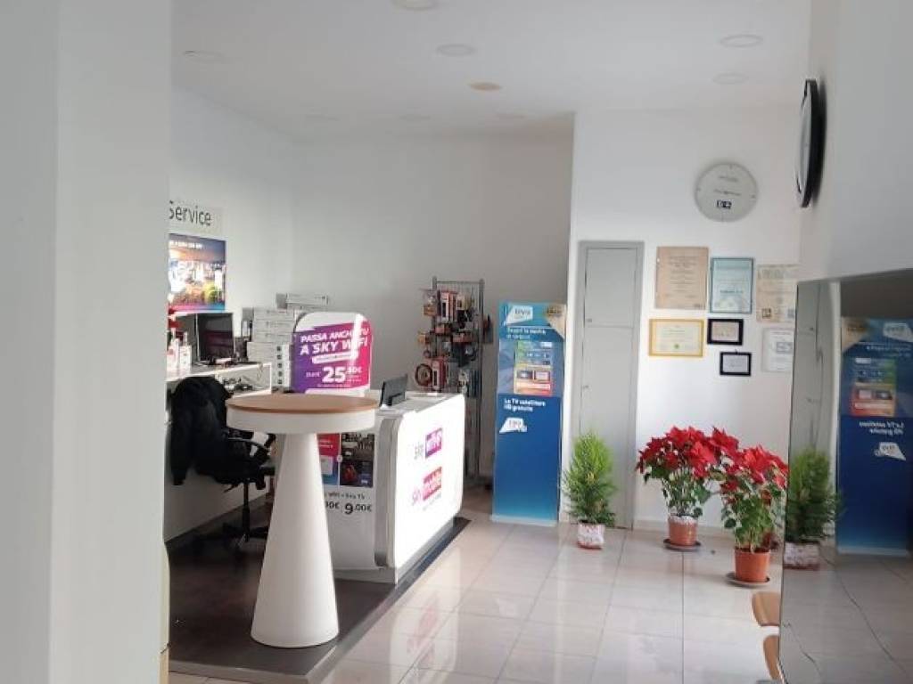 negozio in vendita a Messina