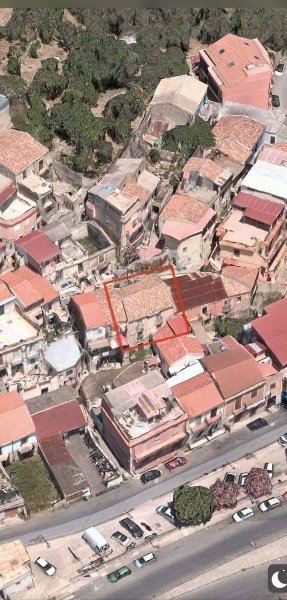casa indipendente in vendita a Messina in zona Bordonaro