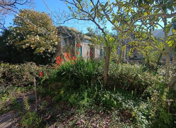 casa indipendente in vendita a Messina in zona Spartà