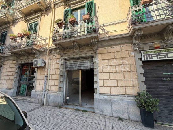 negozio in vendita a Messina in zona Centro Storico