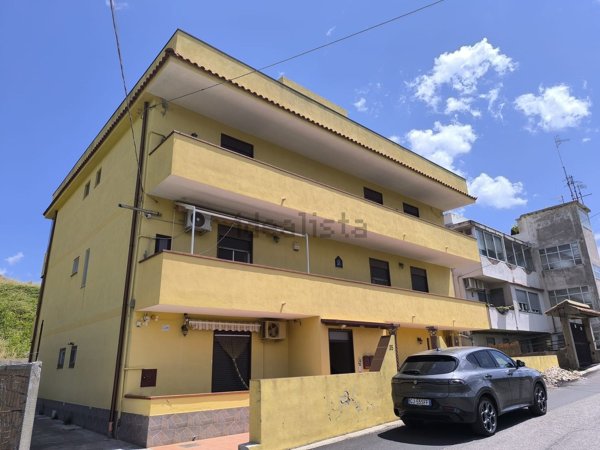 appartamento in vendita a Messina in zona Bordonaro