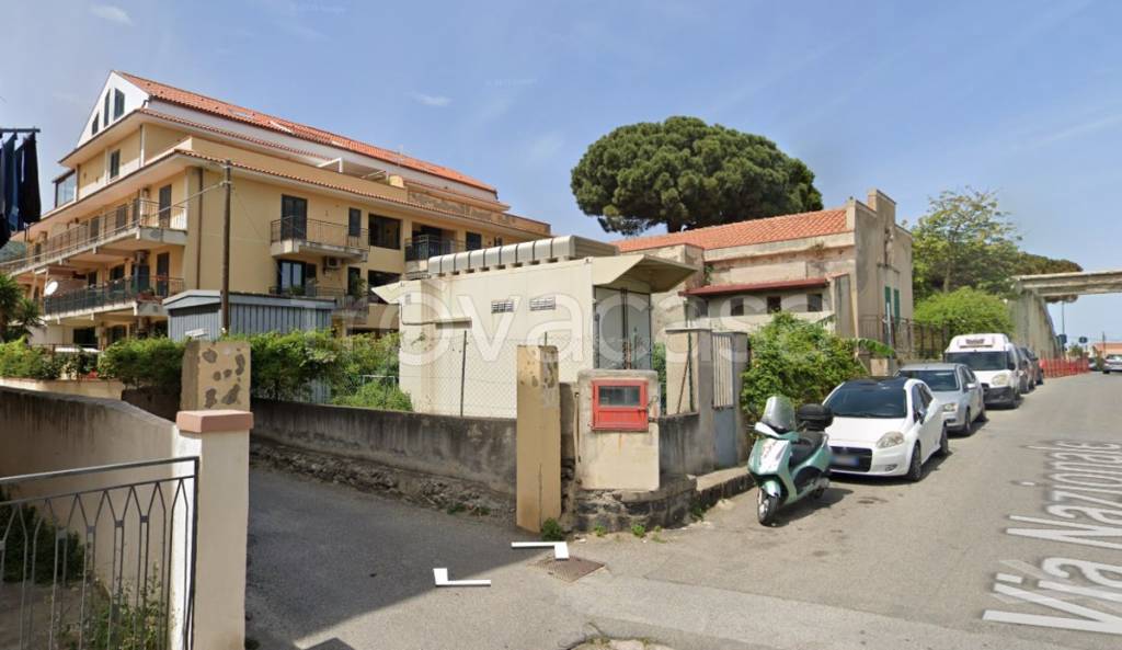 appartamento in vendita a Messina in zona Mili Marina