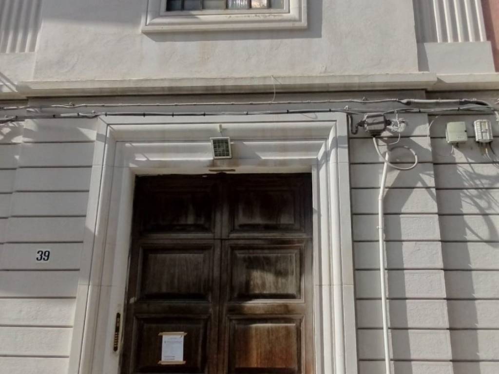 locale commerciale in vendita a Messina