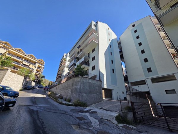 appartamento in vendita a Messina in zona Paradiso