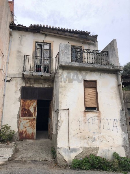 casa indipendente in vendita a Messina in zona Bordonaro