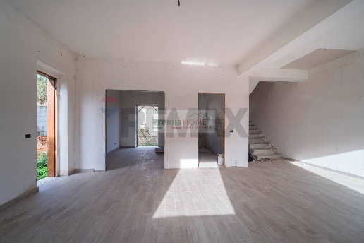 casa indipendente in vendita a Messina in zona Centro Storico