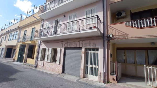 appartamento in vendita a Messina in zona Giampilieri Marina