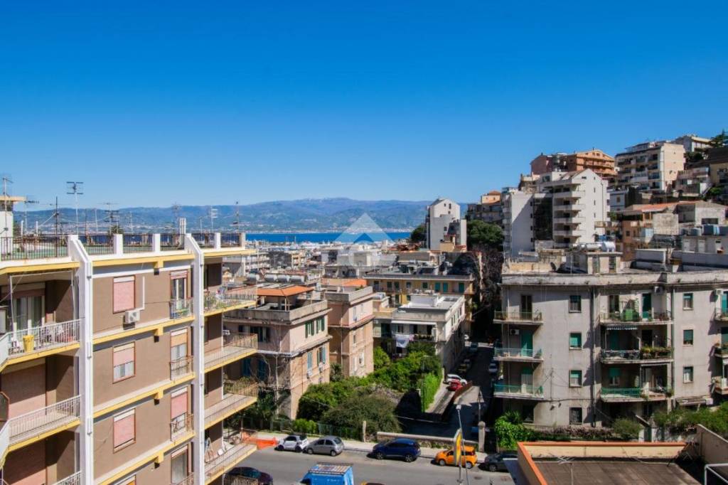 appartamento in vendita a Messina in zona Centro Storico
