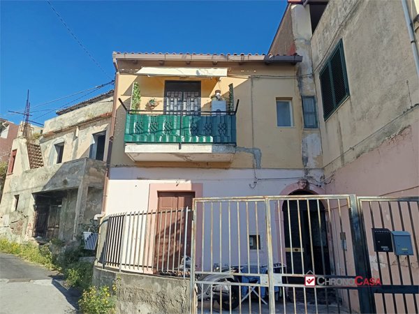 casa semindipendente in vendita a Messina in zona San Filippo