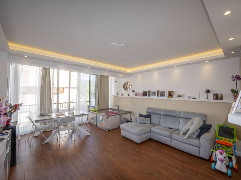 casa indipendente in vendita a Messina