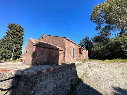 casa indipendente in vendita a Messina in zona San Filippo
