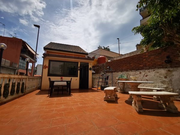 casa indipendente in vendita a Messina