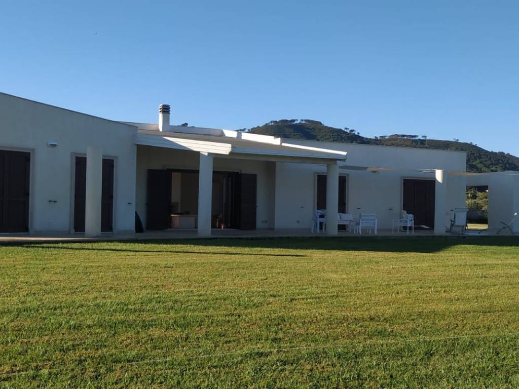 casa indipendente in vendita a Messina in zona Spartà