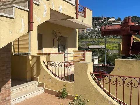 appartamento in vendita a Messina in zona Curcuraci