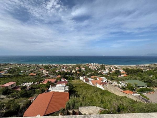 casa indipendente in vendita a Messina in zona Salice