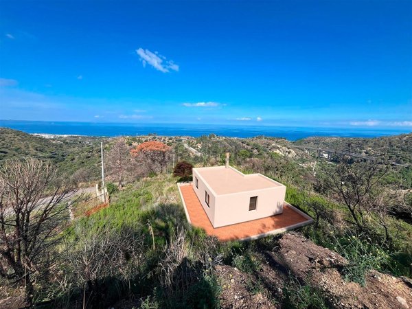 casa indipendente in vendita a Messina in zona Rodia