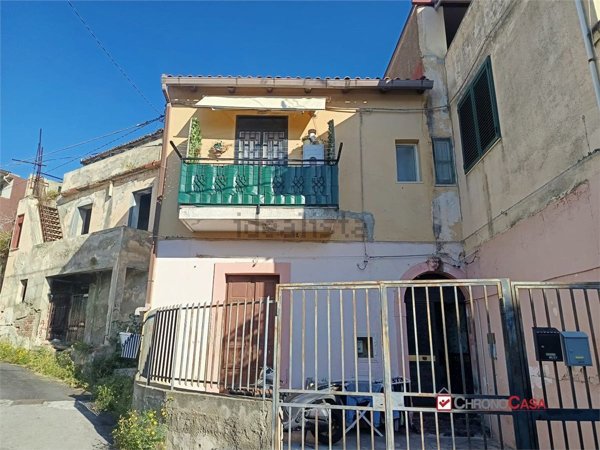 casa semindipendente in vendita a Messina in zona San Filippo