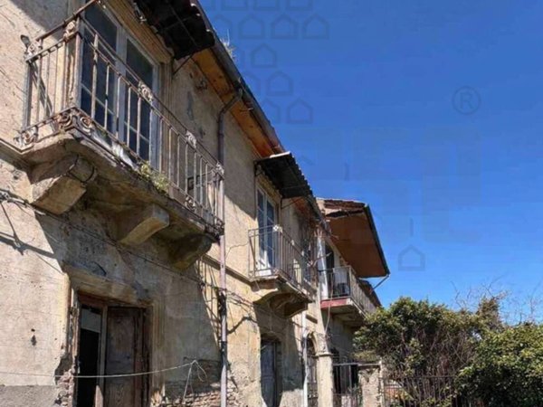casa indipendente in vendita a Messina in zona Centro Storico