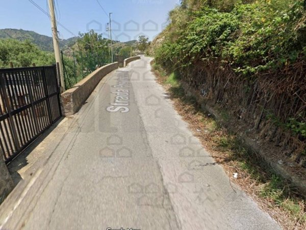 casa indipendente in vendita a Messina in zona Centro Storico
