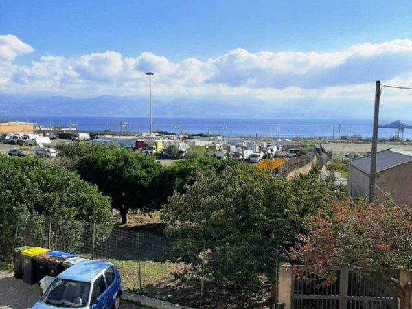 casa semindipendente in vendita a Messina in zona San Filippo